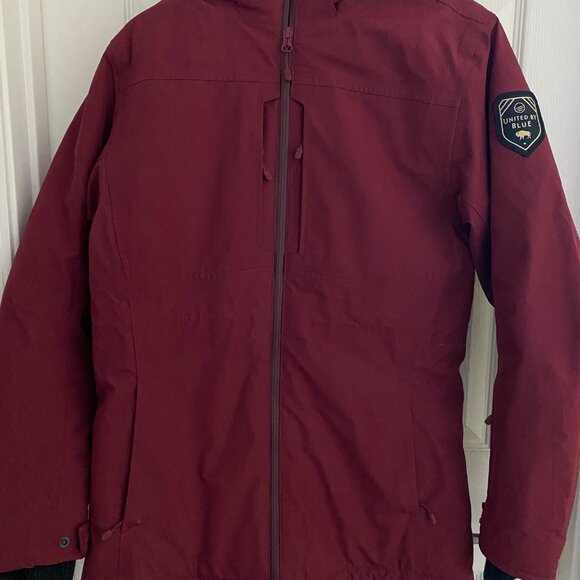 United By Blue BisonShield™ Insulation The Bison Sport Jacket - Picture 3 of 8